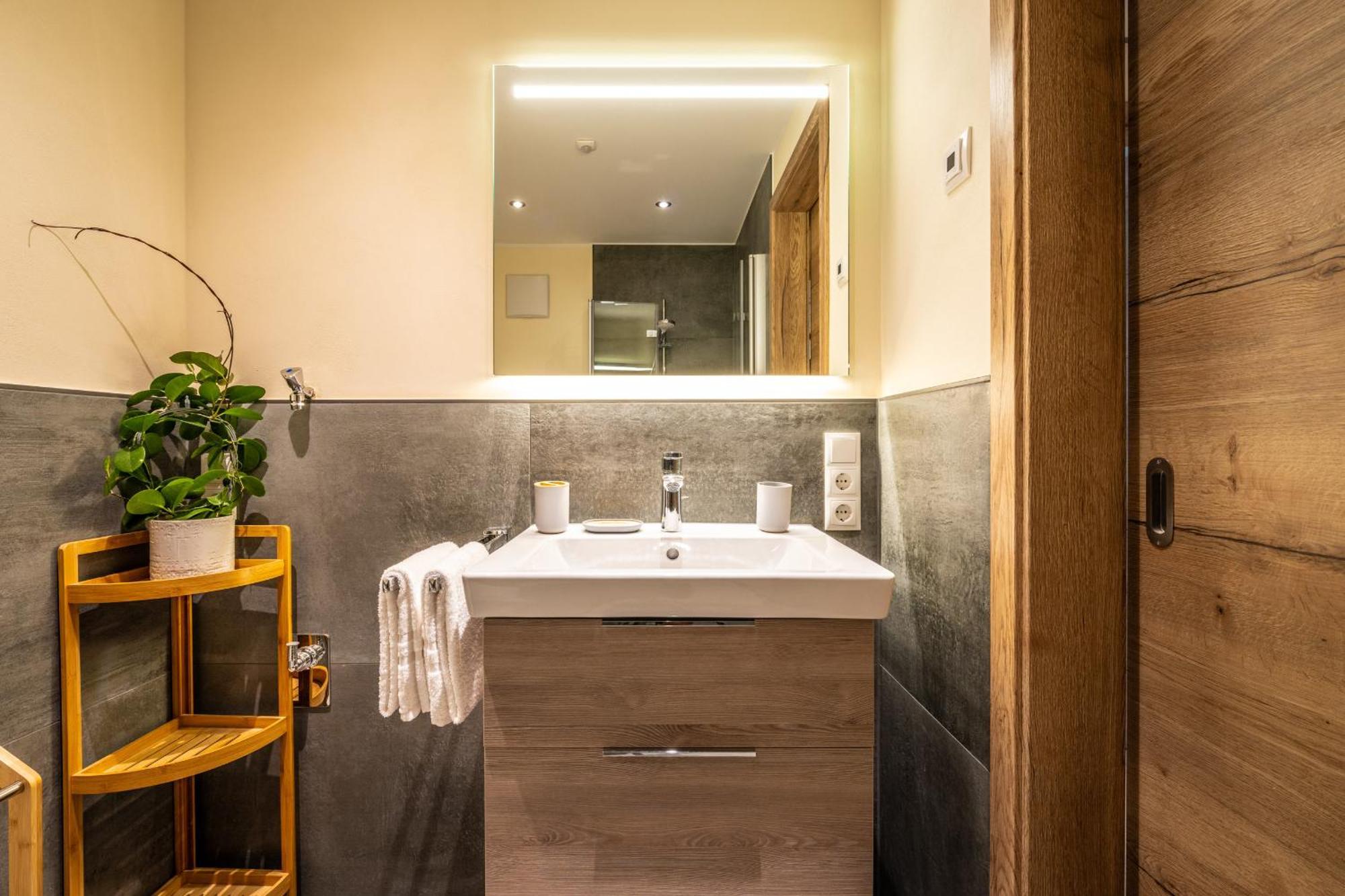 Apart Hotel Lang อัลเทินฮาร์ ภายนอก รูปภาพ